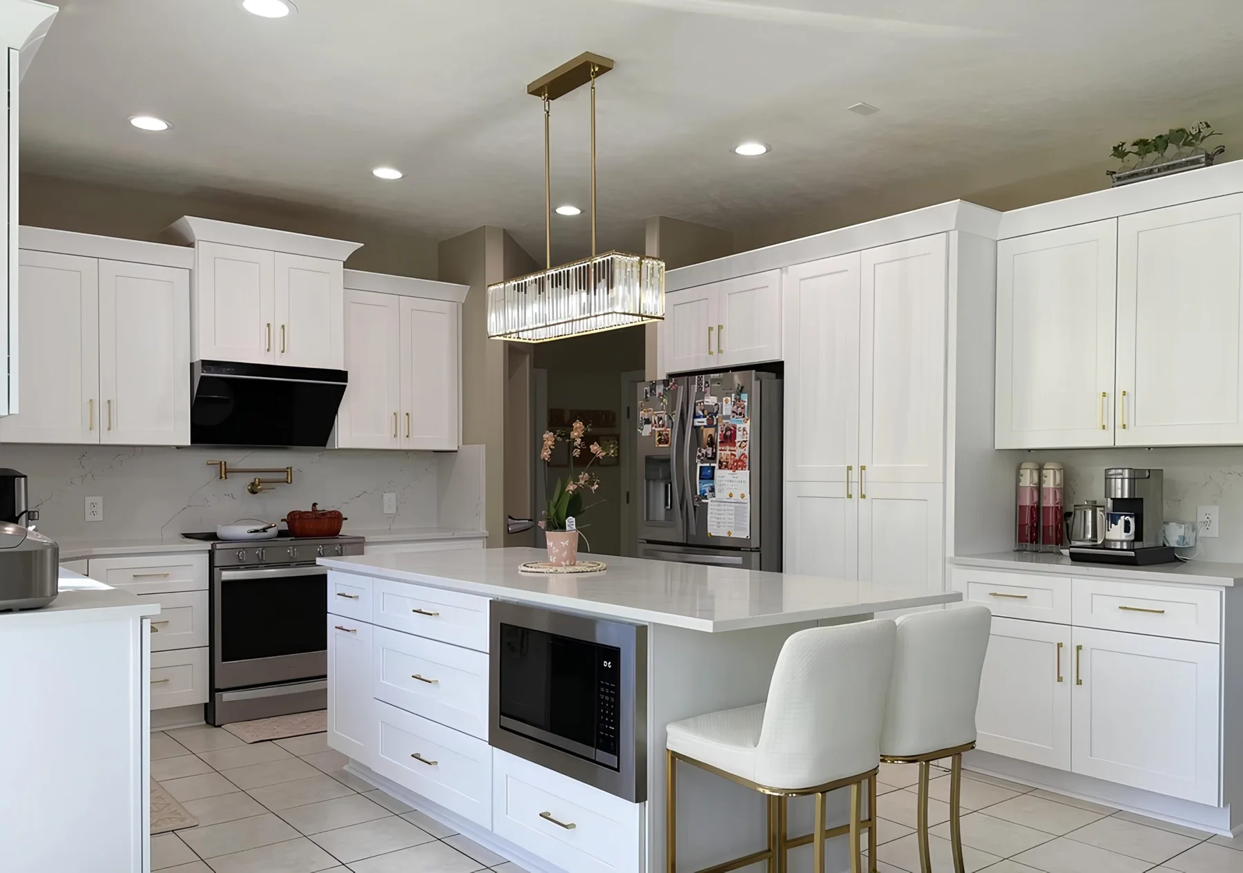 White Shaker + TK311-Ink Project completed interior